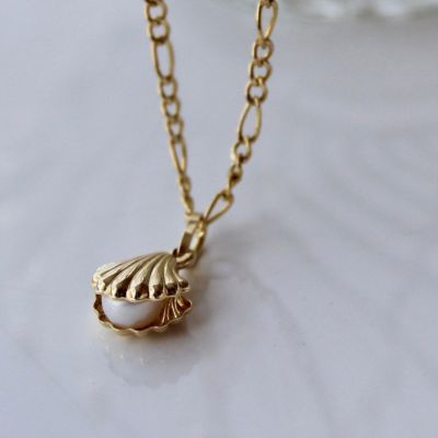 Clam Necklace